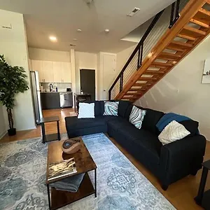 Apartment 1 Bedroom Townhouse Studio In Uptown, Charlotte